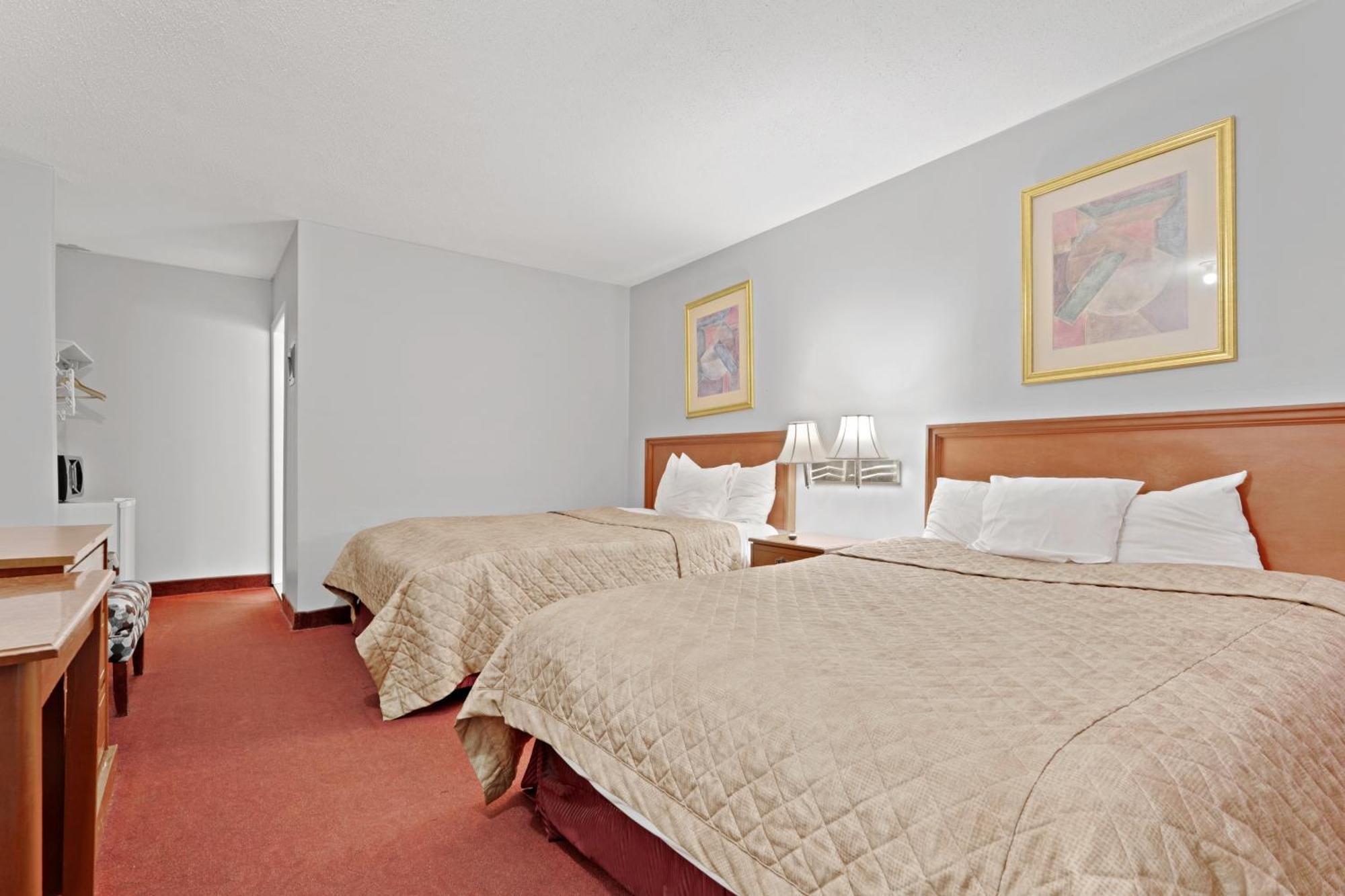 Hotel & 2*